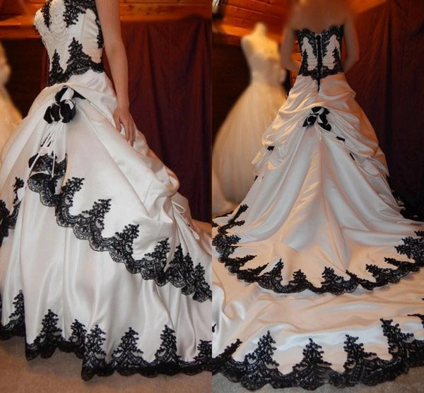 Vintage Wedding Dress Gothic B - Embroidery Gothic review and price